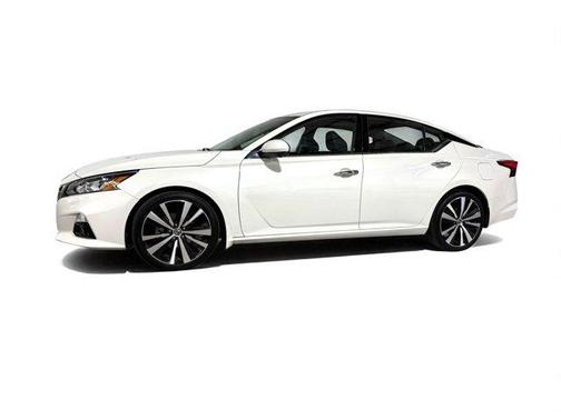 2020 Nissan Altima Platinum FWD
