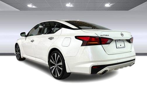 2020 Nissan Altima Platinum FWD