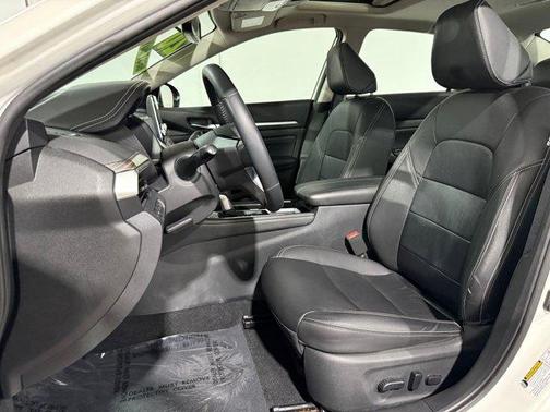 2020 Nissan Altima Platinum FWD