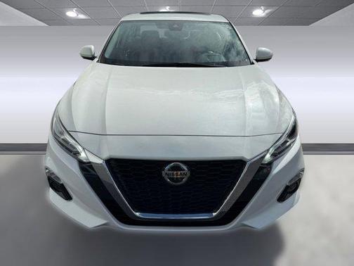 2020 Nissan Altima Platinum FWD