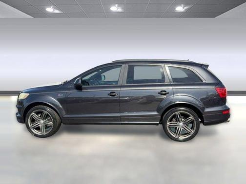 Gray 2013 Audi Q7 3.0T S line Prestige