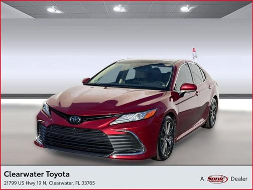 Ruby Flare Pearl 2022 Toyota Camry XLE