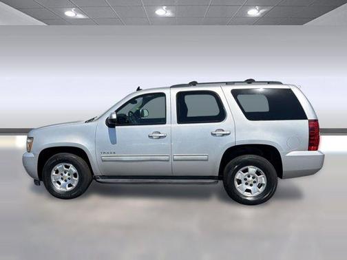 Sheer Silver Metallic 2011 Chevrolet Tahoe LS