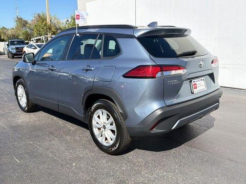 2023 Toyota Corolla Cross LE