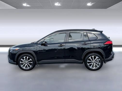 Jet Black 2024 Toyota Corolla Cross XLE