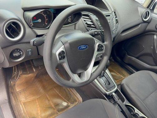 White 2018 Ford Fiesta SE
