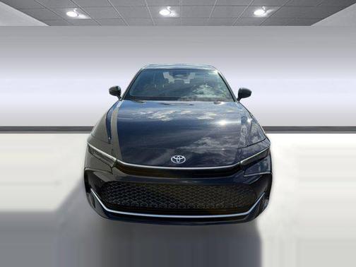 2025 Toyota Crown XLE (XLE AWD (Natl))