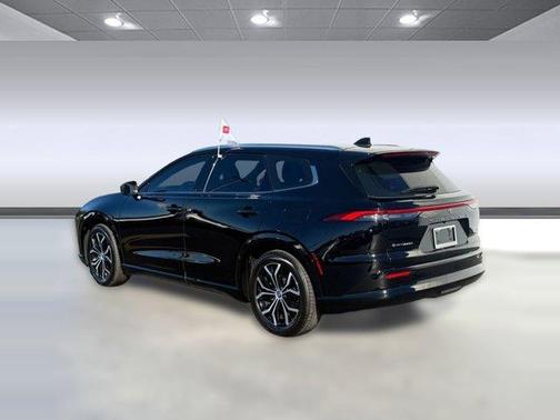 2025 Toyota Crown Signia XLE