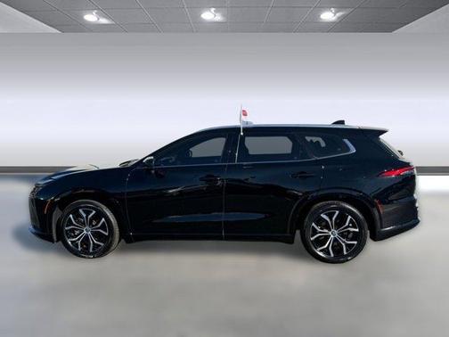 2025 Toyota Crown Signia XLE