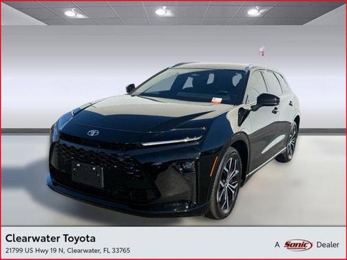 2025 Toyota Crown Signia XLE