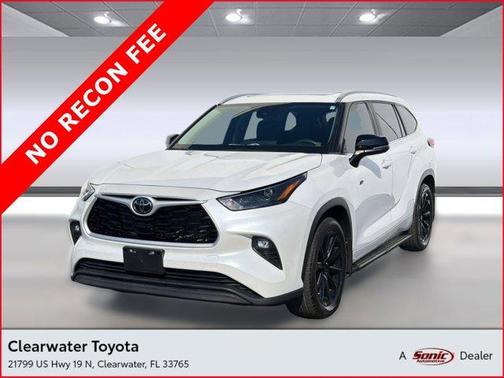 Wind Chill Pearl 2023 Toyota Highlander XLE