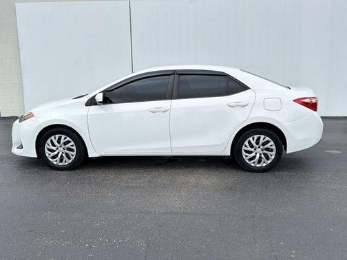 Super White 2019 Toyota Corolla LE