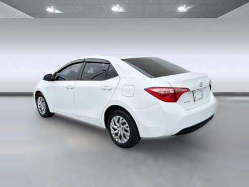 Super White 2019 Toyota Corolla LE