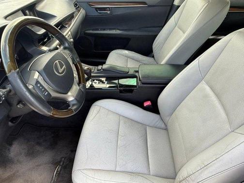 2013 Lexus ES 350 Base