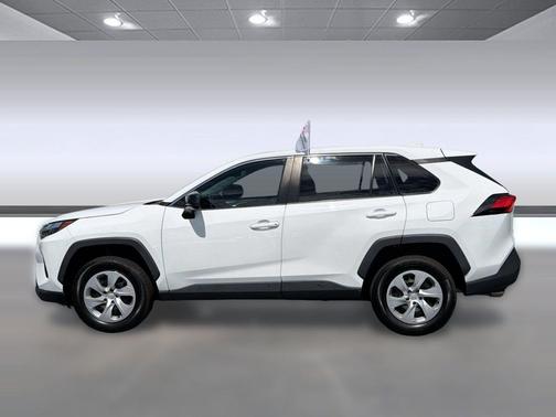 Ice Cap 2023 Toyota RAV4 LE