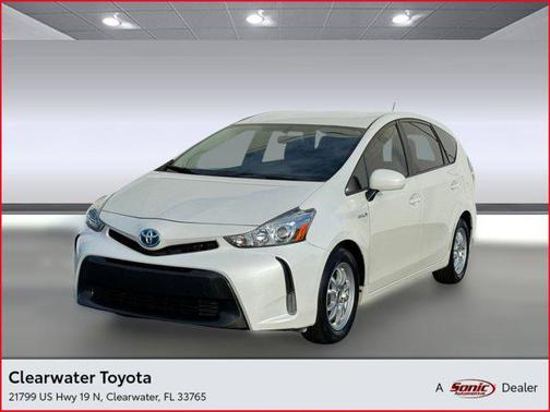 2017 Toyota Prius v Three