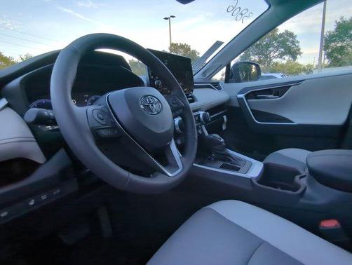 2025 Toyota RAV4 Limited