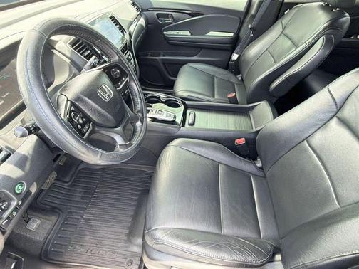 Gray 2021 Honda Pilot Touring 8-Passenger