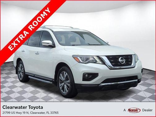2019 Nissan Pathfinder SV