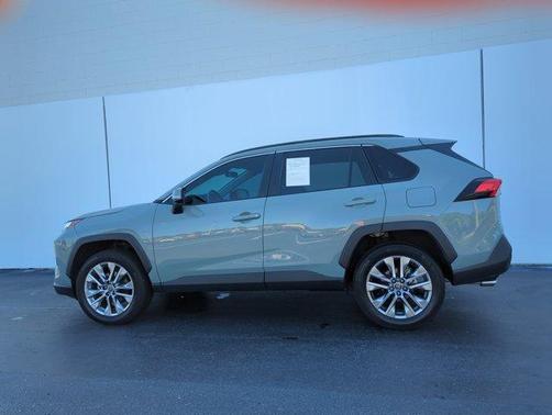 2023 Toyota RAV4 XLE Premium
