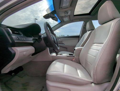 2017 Toyota Camry XLE