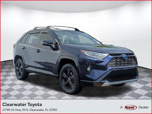 2021 Toyota RAV4 Hybrid SE
