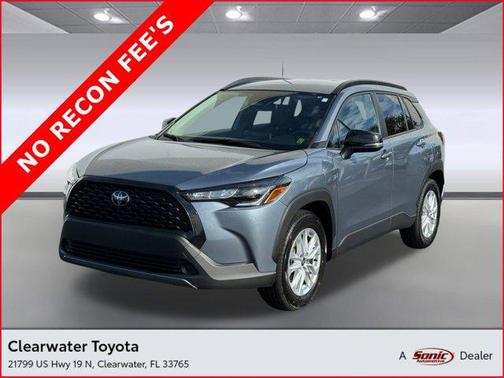 2025 Toyota Corolla Cross LE