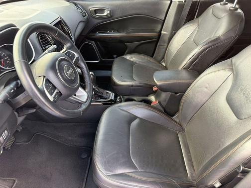 Laser Blue Pearlcoat 2018 Jeep Compass Limited