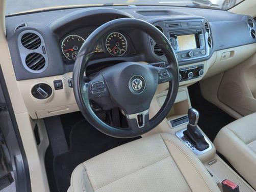 2012 Volkswagen Tiguan SE