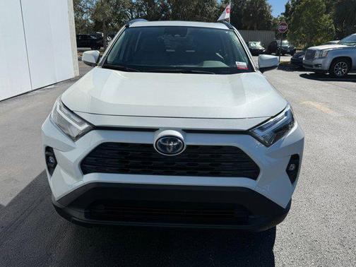 2022 Toyota RAV4 Hybrid XLE Premium