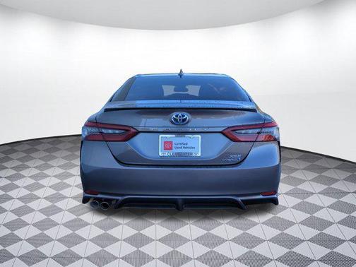 2024 Toyota Camry Hybrid SE