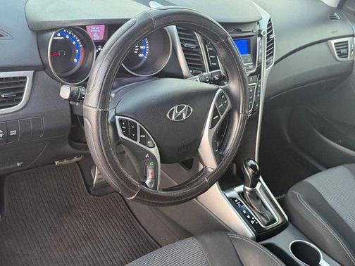 2016 Hyundai Elantra GT Base