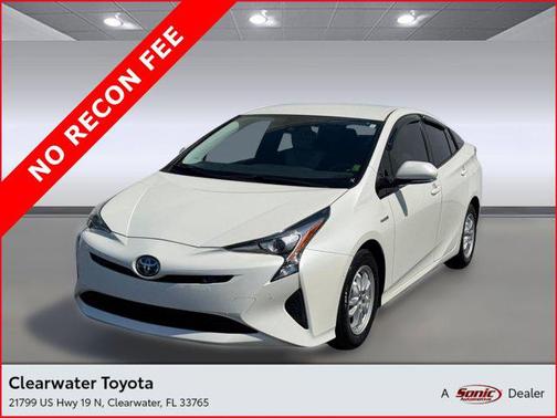 2017 Toyota Prius Three Touring