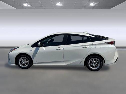 2017 Toyota Prius Three Touring