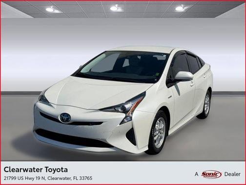 2017 Toyota Prius Three Touring