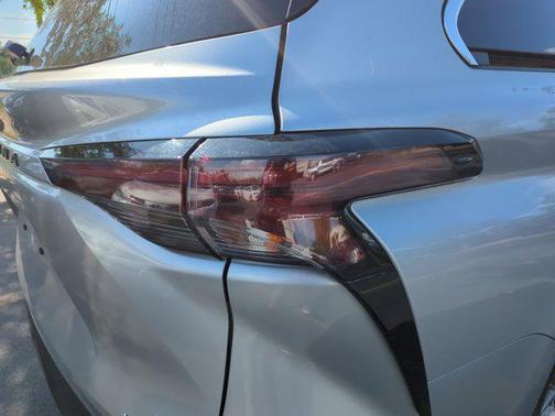2023 Toyota Sienna LE