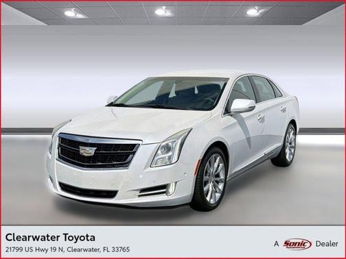 Crystal White Tricoat 2016 Cadillac XTS Luxury