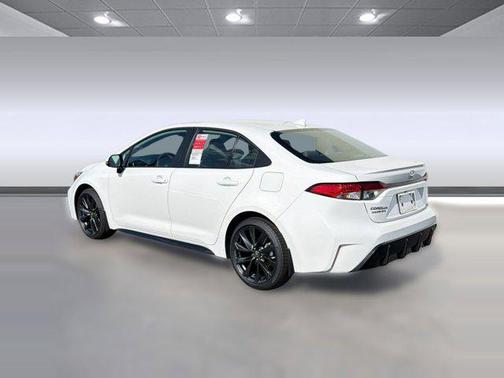 Ice Cap 2026 Toyota Corolla SE