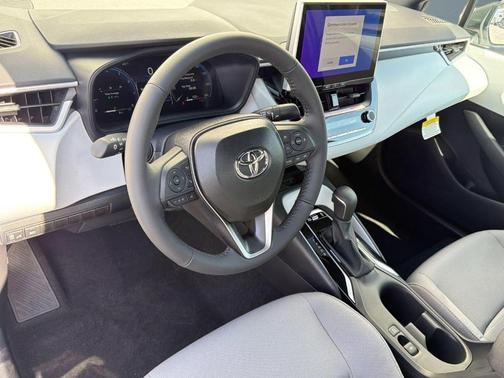 Ice Cap 2026 Toyota Corolla SE