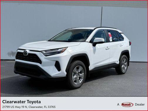 2025 Toyota RAV4 Hybrid XLE