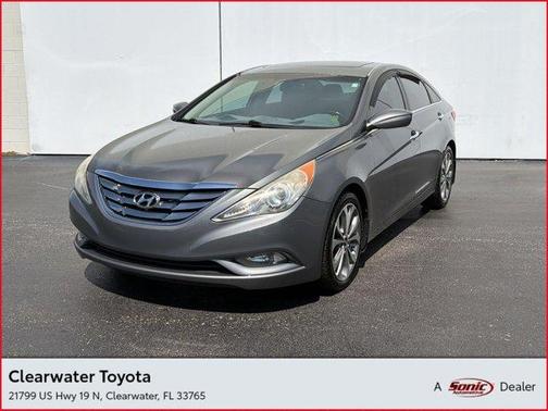 Harbor Gray Metallic 2013 Hyundai SONATA SE 2.0T