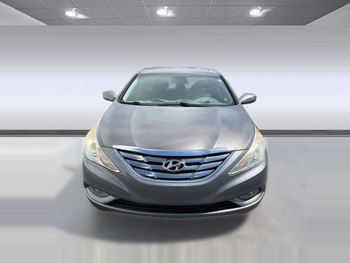 Harbor Gray Metallic 2013 Hyundai SONATA SE 2.0T