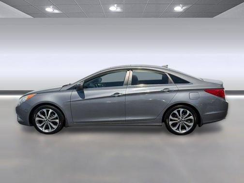 Harbor Gray Metallic 2013 Hyundai SONATA SE 2.0T
