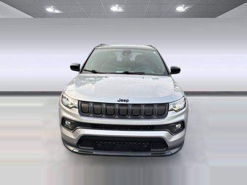 Billet Silver Metallic Clearcoat 2022 Jeep Compass Latitude