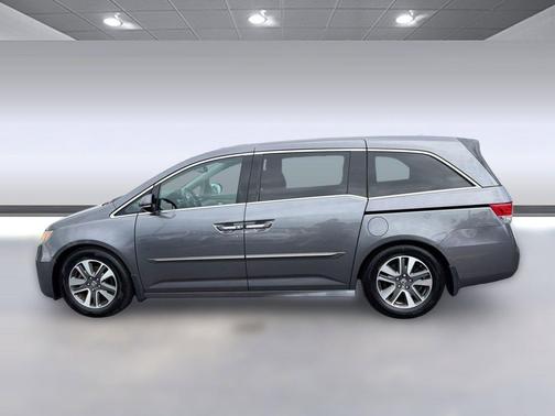 Modern Steel Metallic 2014 Honda Odyssey Touring Elite