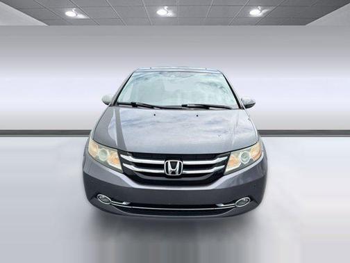 Modern Steel Metallic 2014 Honda Odyssey Touring Elite