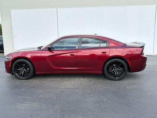Octane Red Pearlcoat 2018 Dodge Charger SXT