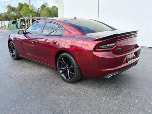 Octane Red Pearlcoat 2018 Dodge Charger SXT
