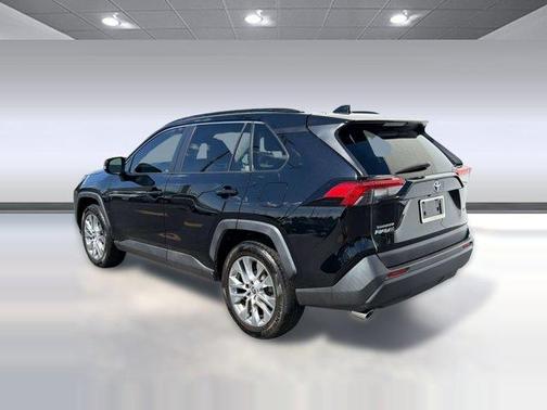 Midnight Black Metallic 2019 Toyota RAV4 XLE Premium