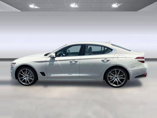 Vatna Gray 2025 Genesis G70 2.5T AWD